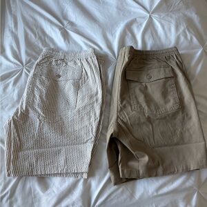 Lands' End Men's Cargo Shorts in Cream and Tan